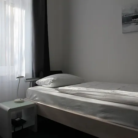 Deutscher Kaiser Hotel 2*