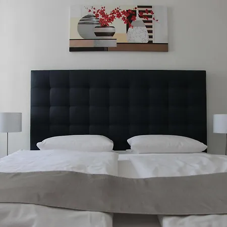 Deutscher Kaiser Hotel