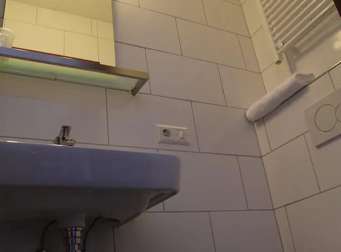 Deutscher Kaiser Hotell 2*